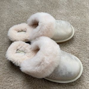 UGG slippers size 3 (girls) - never worn